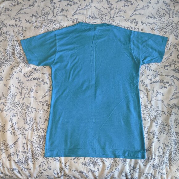 Super Mario Sunshine Delfino Island T-shirt - Picture 5 of 6